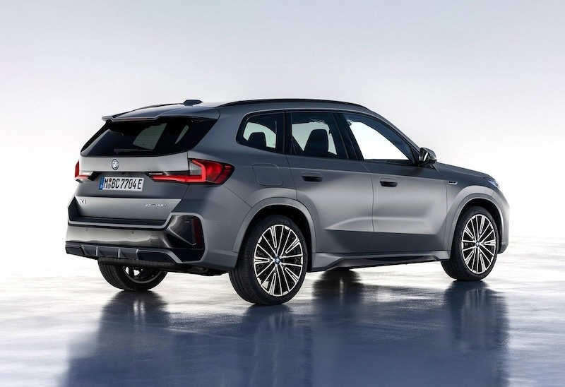 BMW X1 POST